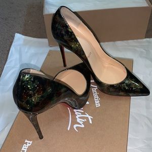 CHRISTIAN LOUBOUTIN PUMP